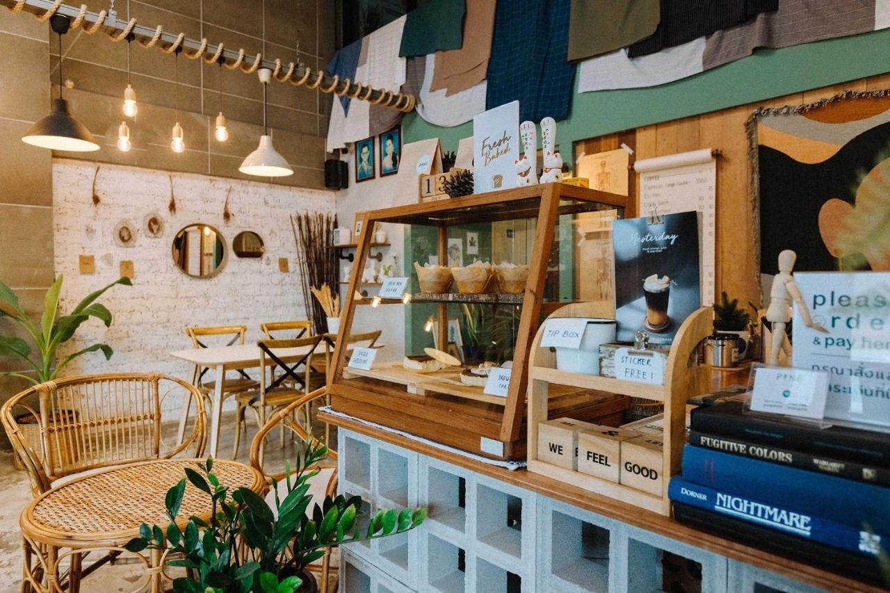 Pine Cafe'&Bed Ξενοδοχείο Αγιουτάγια Εξωτερικό φωτογραφία