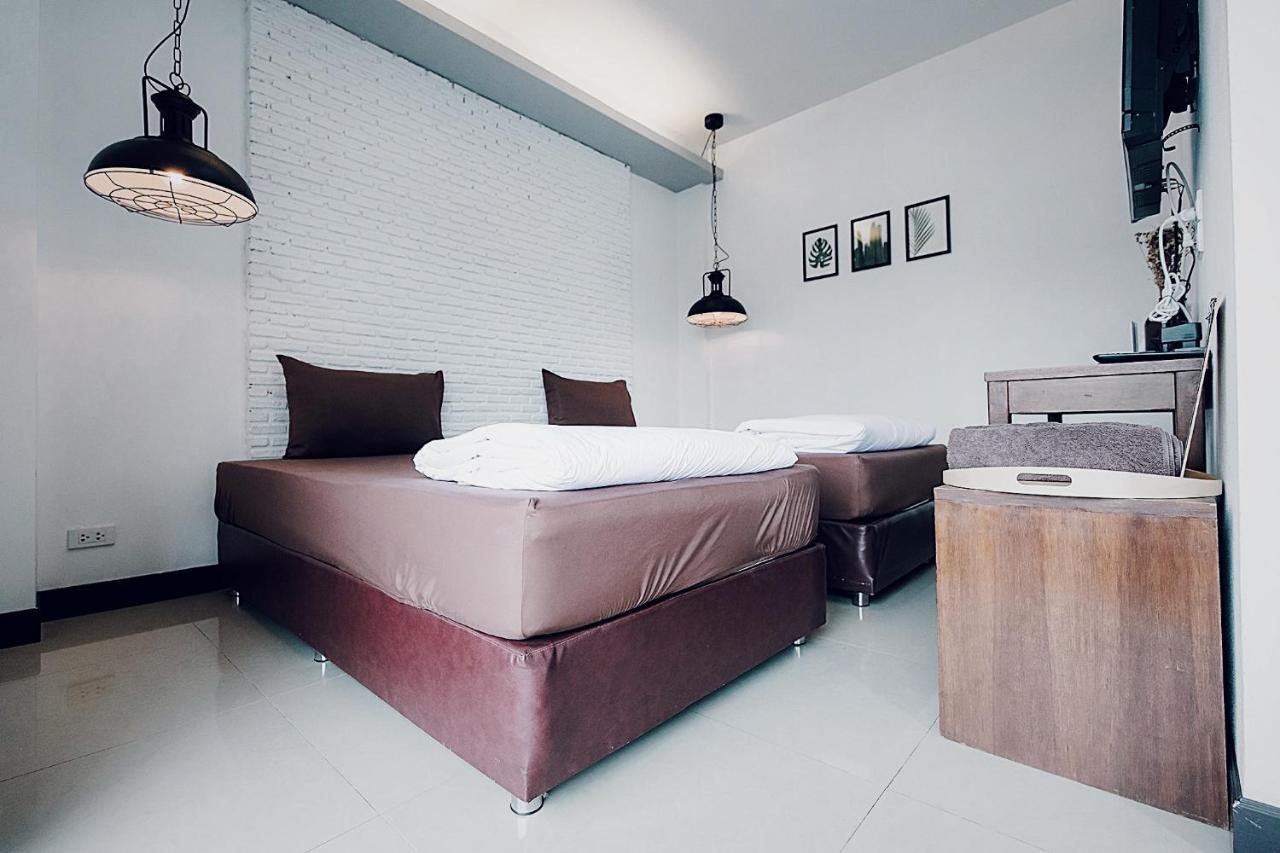Pine Cafe'&Bed Ξενοδοχείο Αγιουτάγια Εξωτερικό φωτογραφία