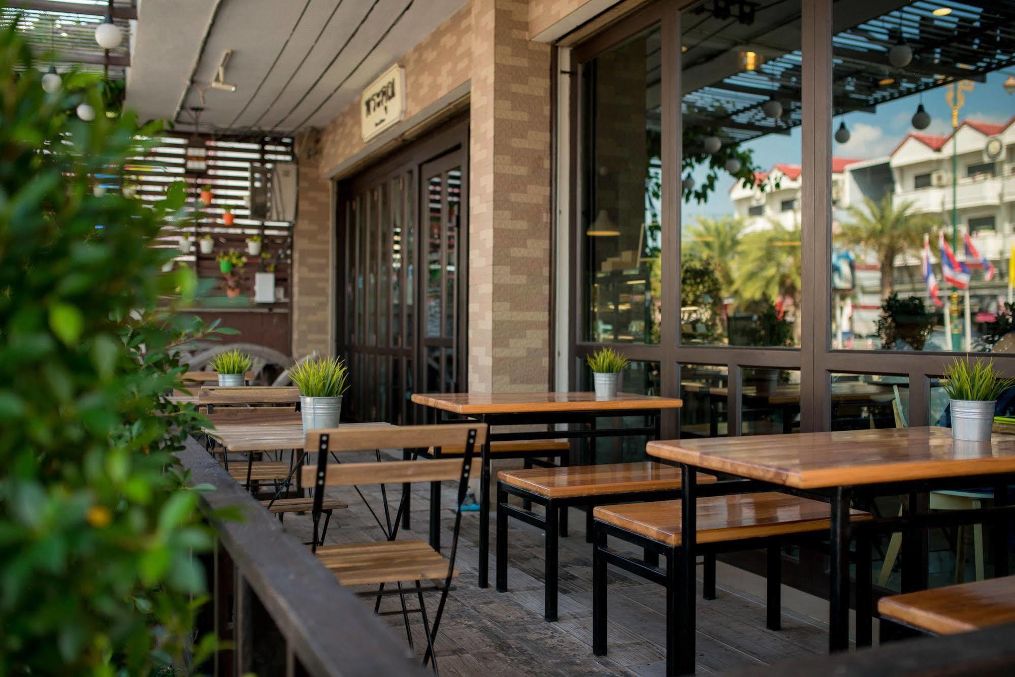 Pine Cafe'&Bed Ξενοδοχείο Αγιουτάγια Εξωτερικό φωτογραφία